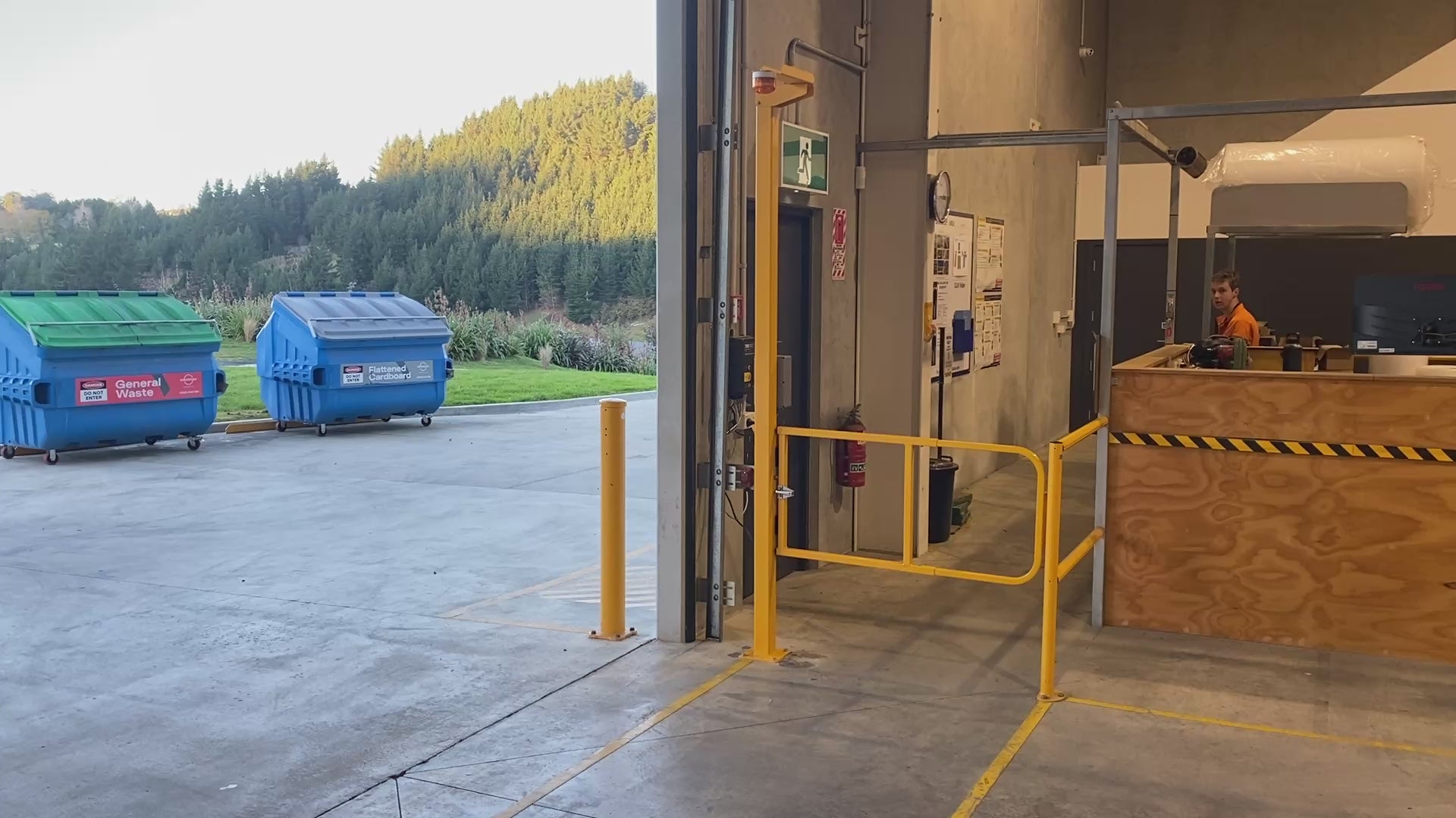 Load video: Signal Post &amp; Gate Kit